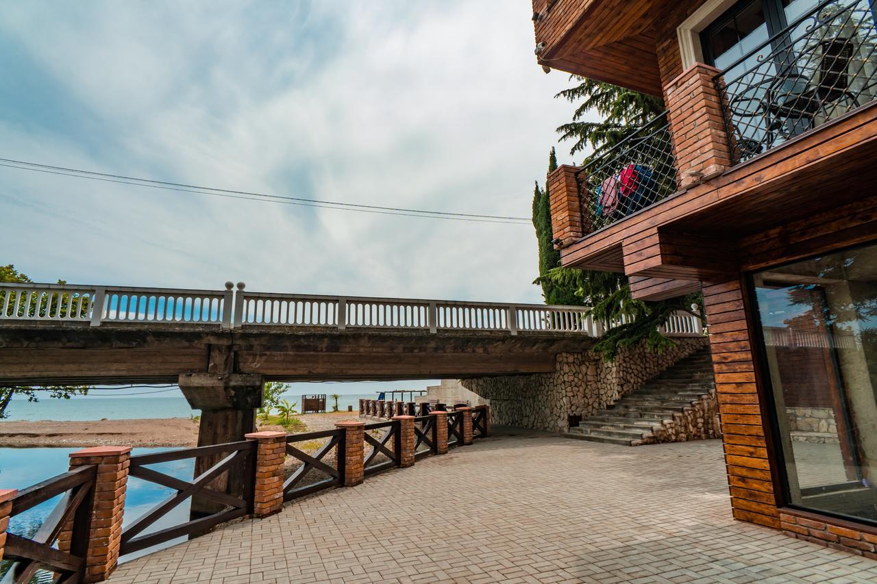 Отель курортный Afon New Athos